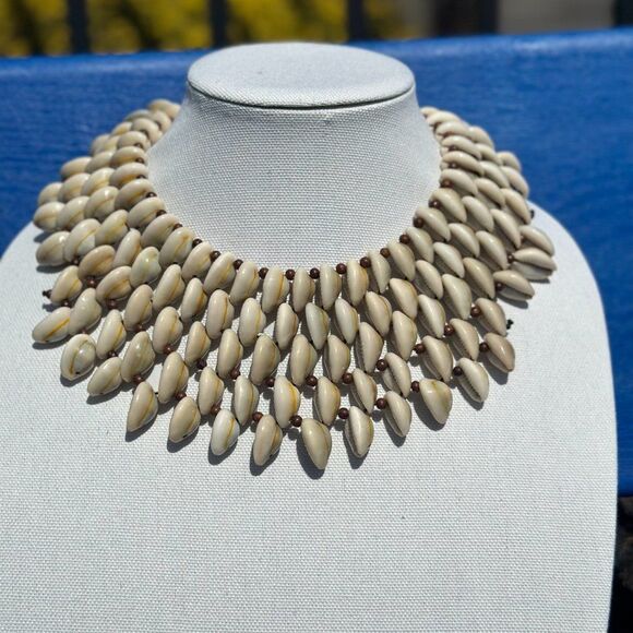 GLAMOUR DENKAYS FASHION NECKLACE - Picture 2 of 6